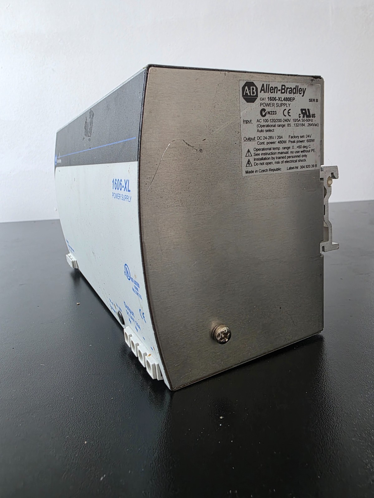 ALLEN-BRADLEY 1606-XL480EP POWER SUPPLY 1606-XL SERIES