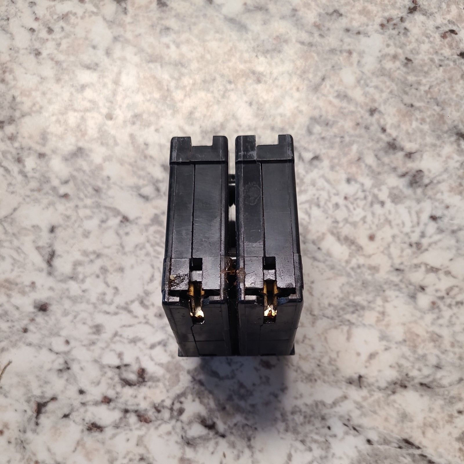 UL Square D Circuit Breaker 2-Pole 40 Amp 120/240 Volt AC