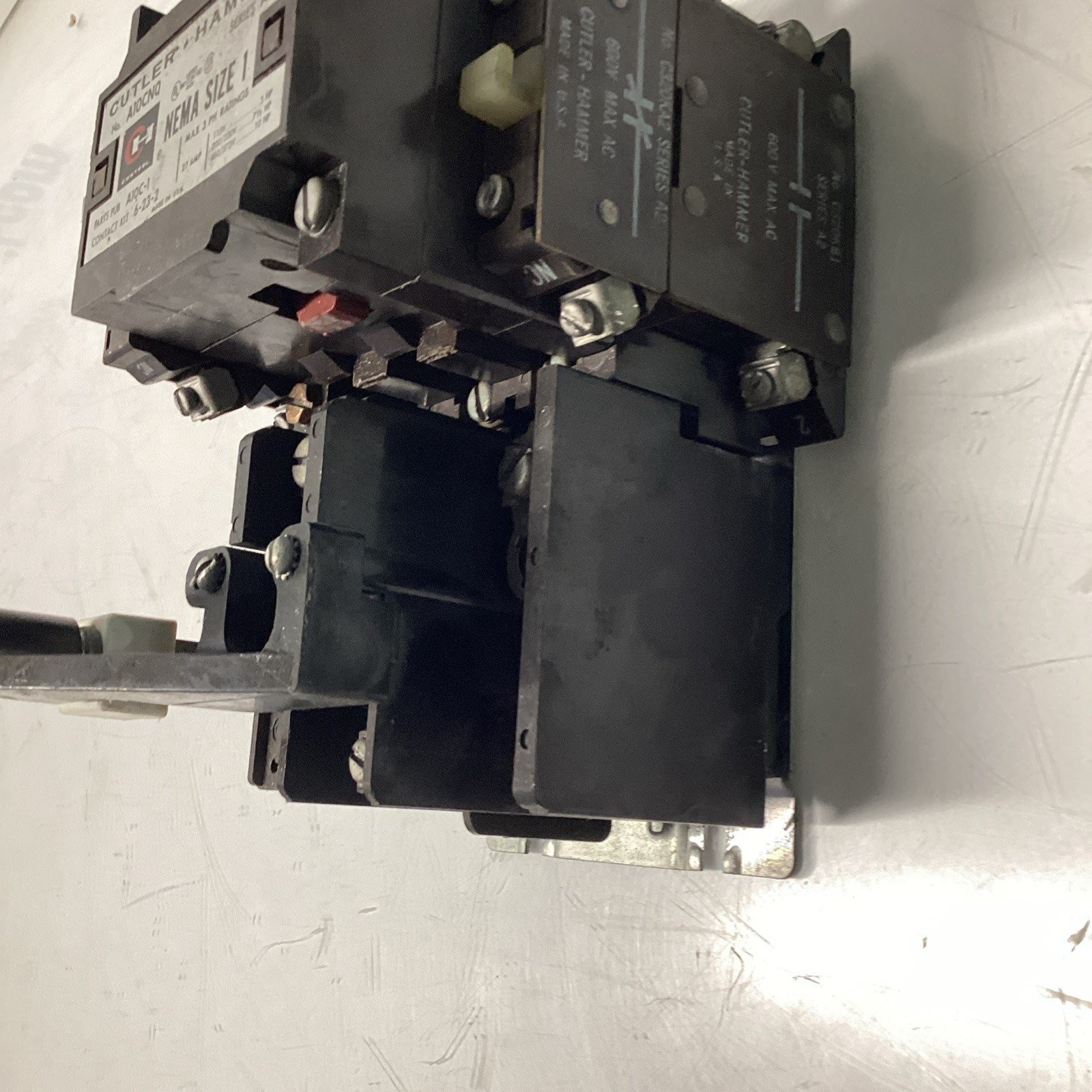 Cutler-Hammer A10CNQ NEMA Size 1 Contactor 120V Coil Series A1 S-754