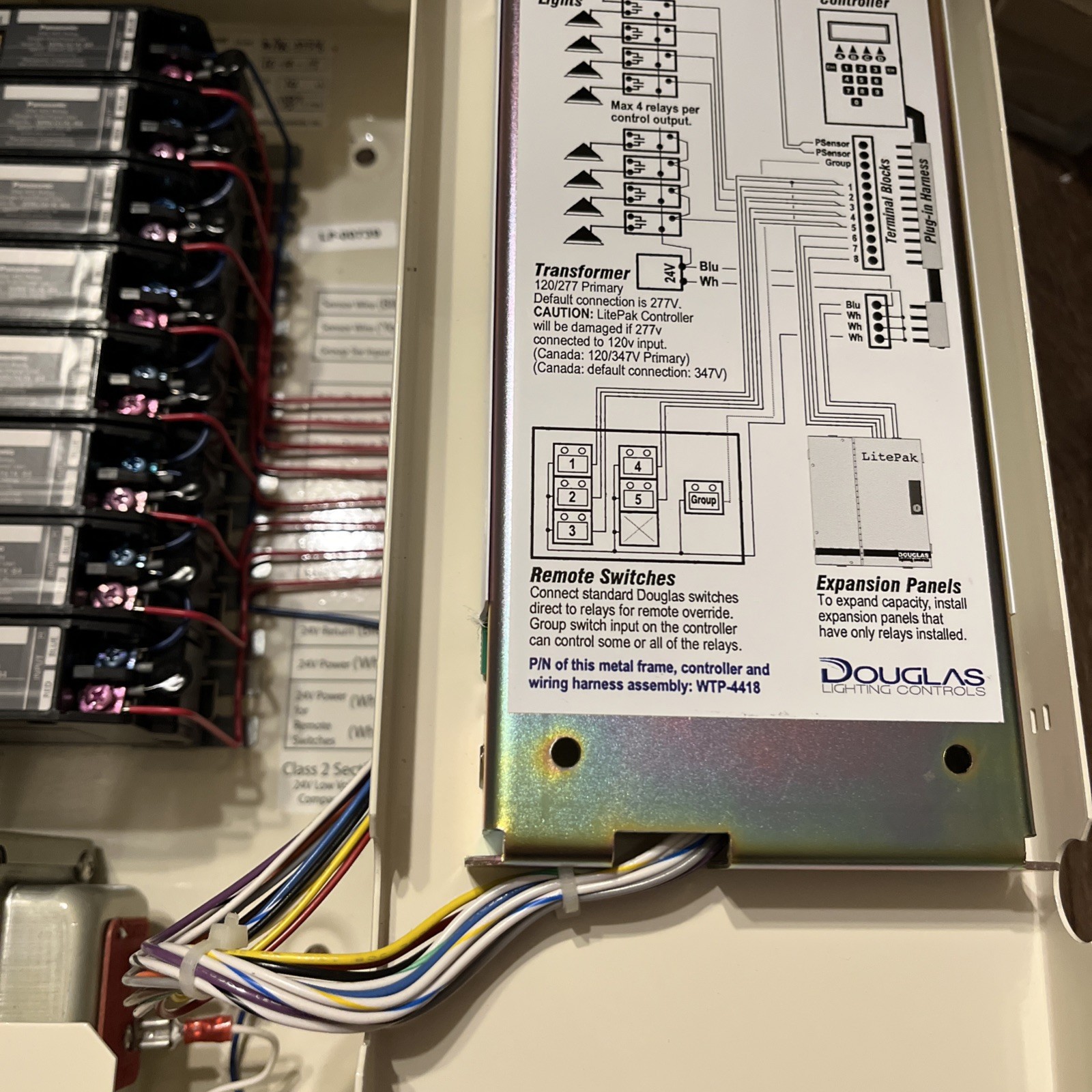 DOUGLAS LIGHTING WPAK-33518 LITE PAK PANEL CONTROLLER NEVER USED
