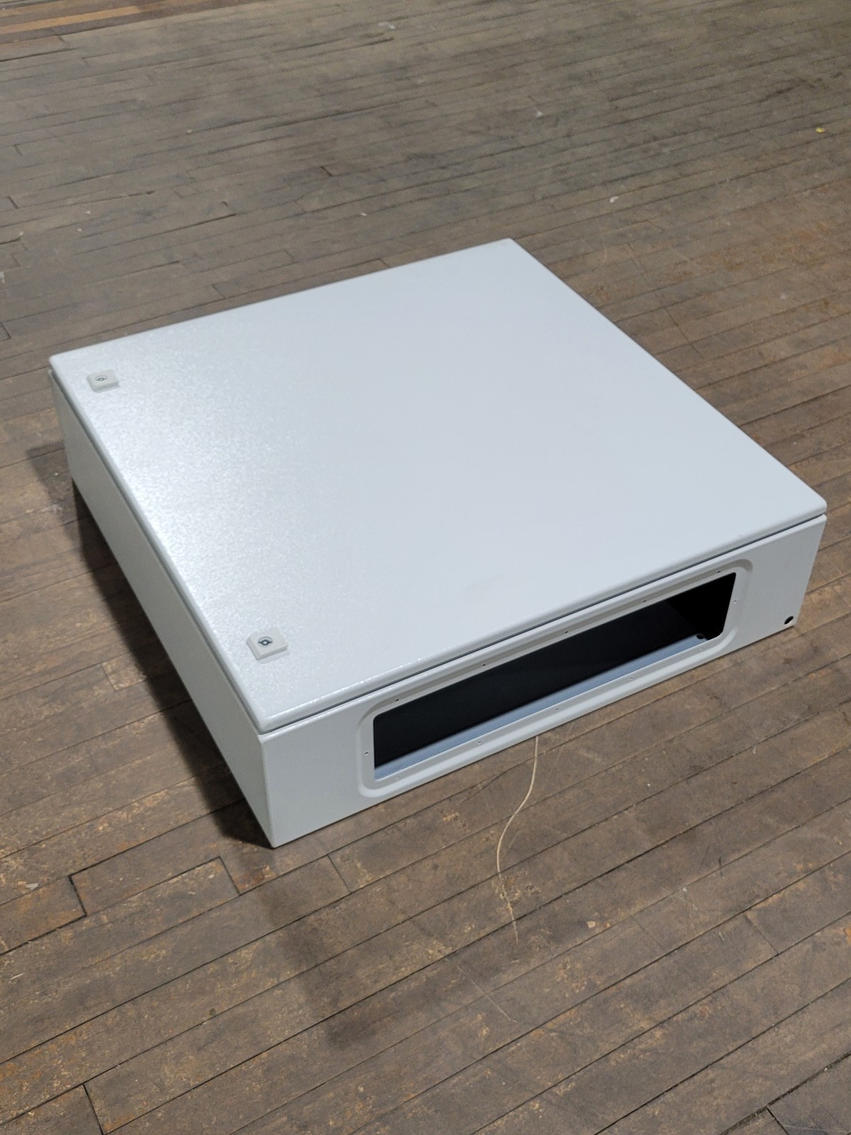Rittal AE 1077 Enclosure Type 4 ISO 9001/14001 RoHS Compliant Box