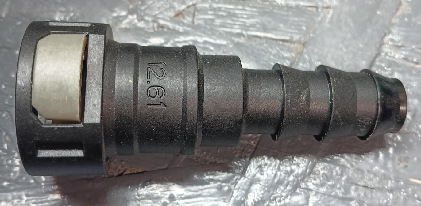 1/2″ Female Quick Connect J2044 (12.61) x 1/2″ Push Lock Barb, Nylon