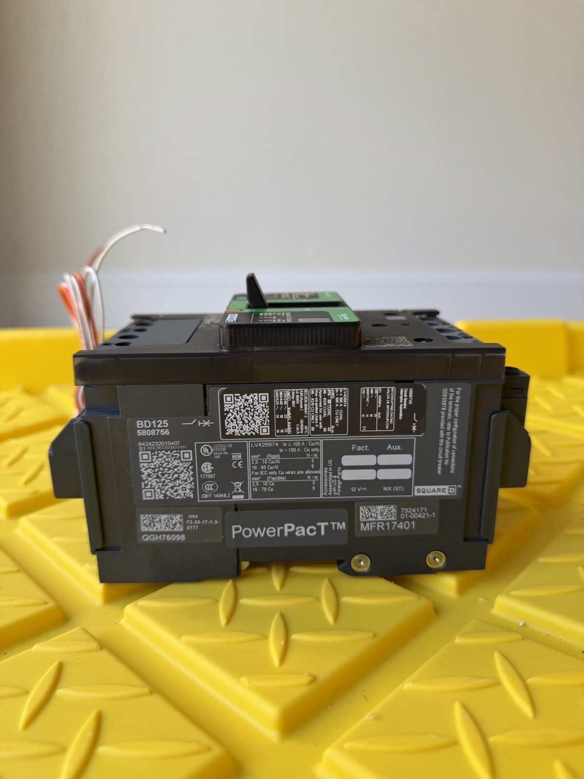 Square D PowerPact BDL36125-SNLU 125A 480V 3P Circuit Breaker New *40 In Stock*