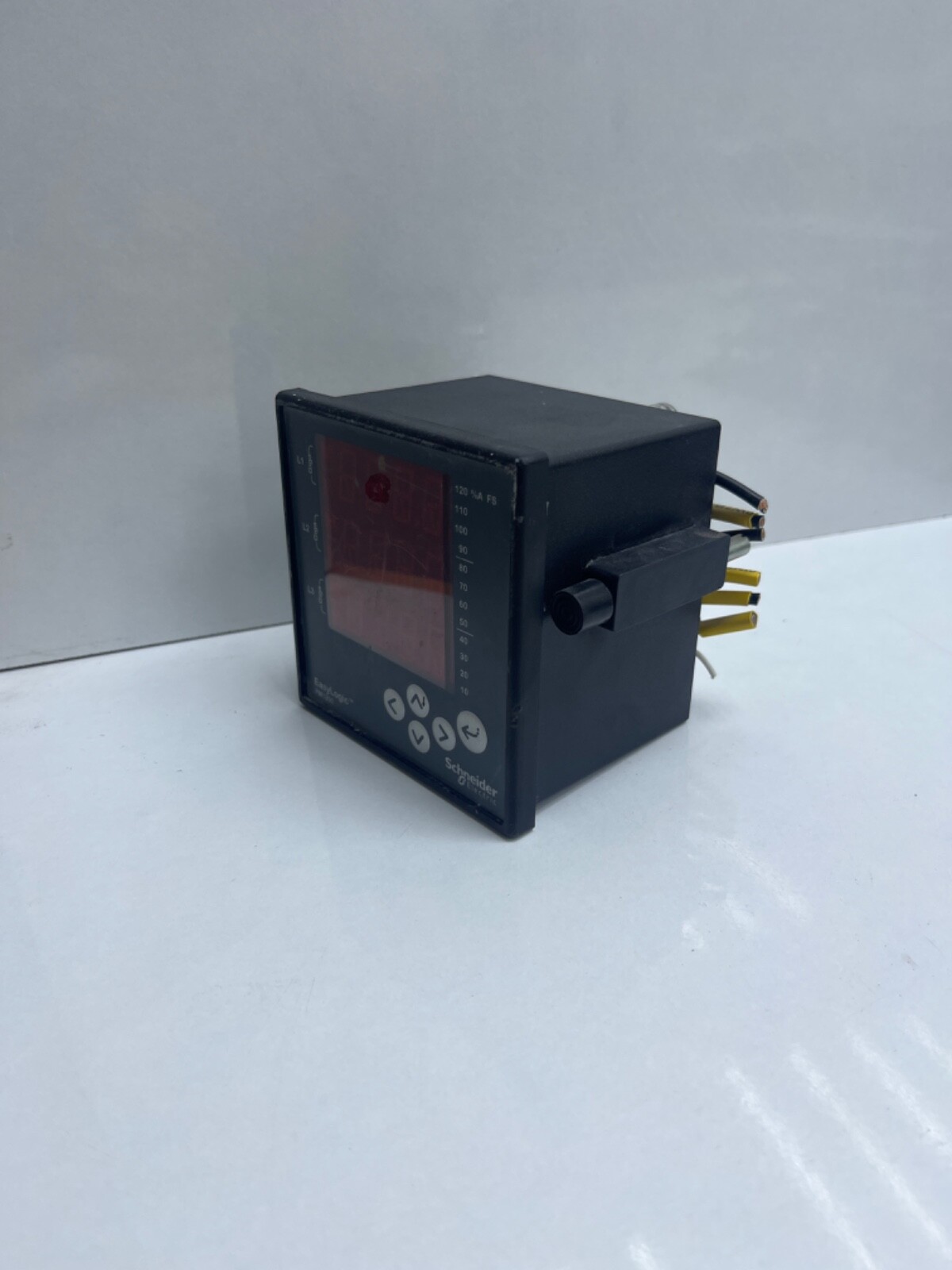 Schneider EasyLogic PM1200.
