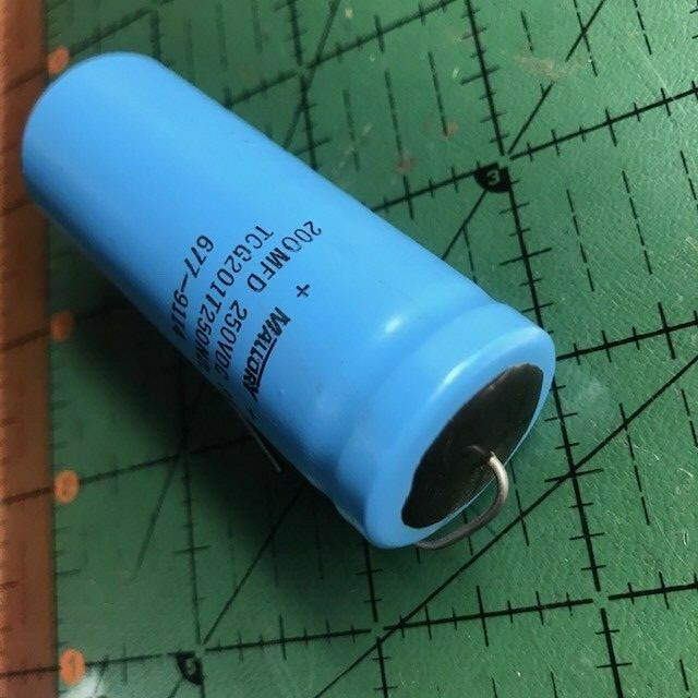 200uF 250v Mallory Axial Electrolytic Capacitor TCG201T250N2L Amp Hi Voltage