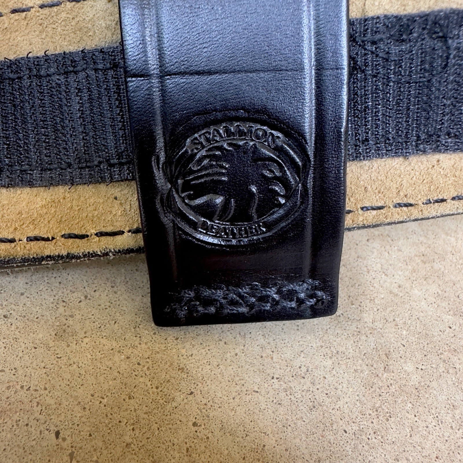 Safariland Duty Belt MDL 87V 44/110 4210 Black Solid Brass Buckle Handcuff Cases