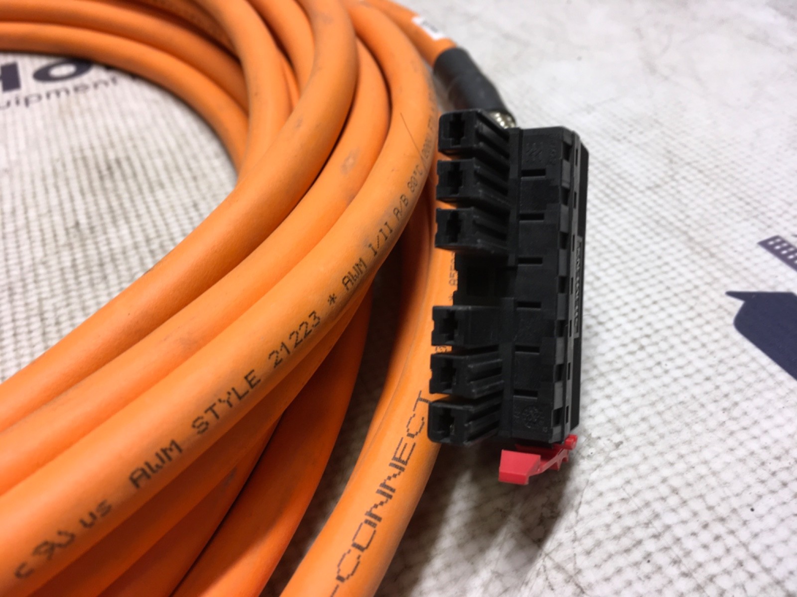 Siemens Servo cable 15M, E223748-LIL, 21223, NOS, KP-1230
