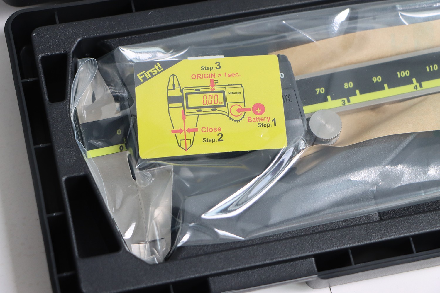 Mitutoyo 500-196-30 Caliper, Digital, Inch/Metric, 0-6″/150mm, 0.0005″/0.01mm