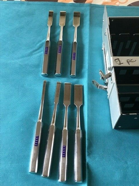 Kmedic Curved And Straight Chisels Osteotome With Stand 8.5″ Hexagon Handle 4″