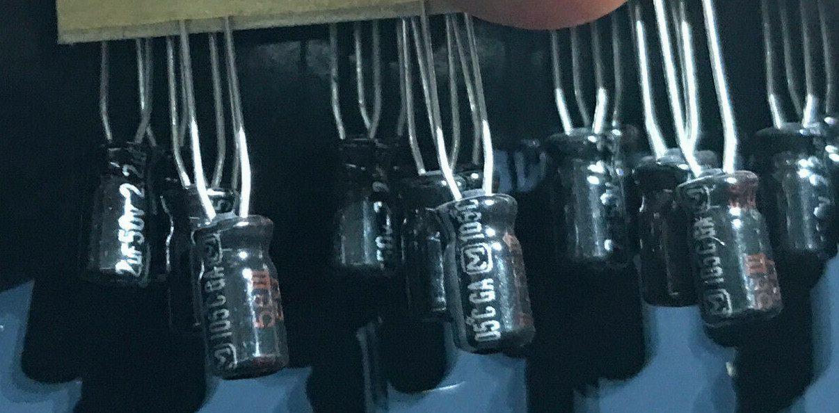 Lot of 25 2.2uF 50V Electrolytic Capacitor Panasonic Matsushita