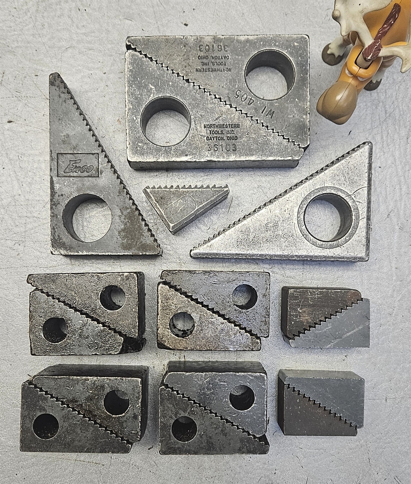 Assorted Serrated Triangle Step Blocks Machinist Tools Mixed Lot of 17