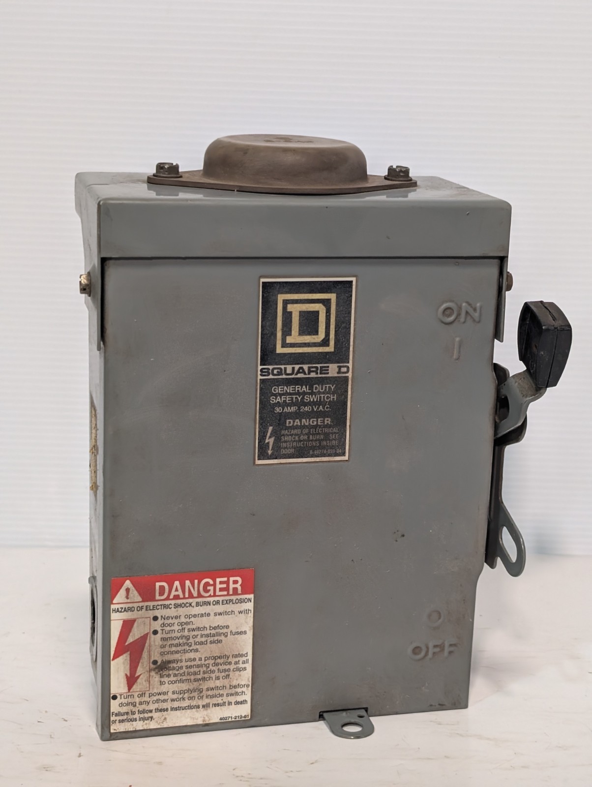 Square D D221NRB, E2 Series general duty safety switch, 240VAC, 30A, Rainproof