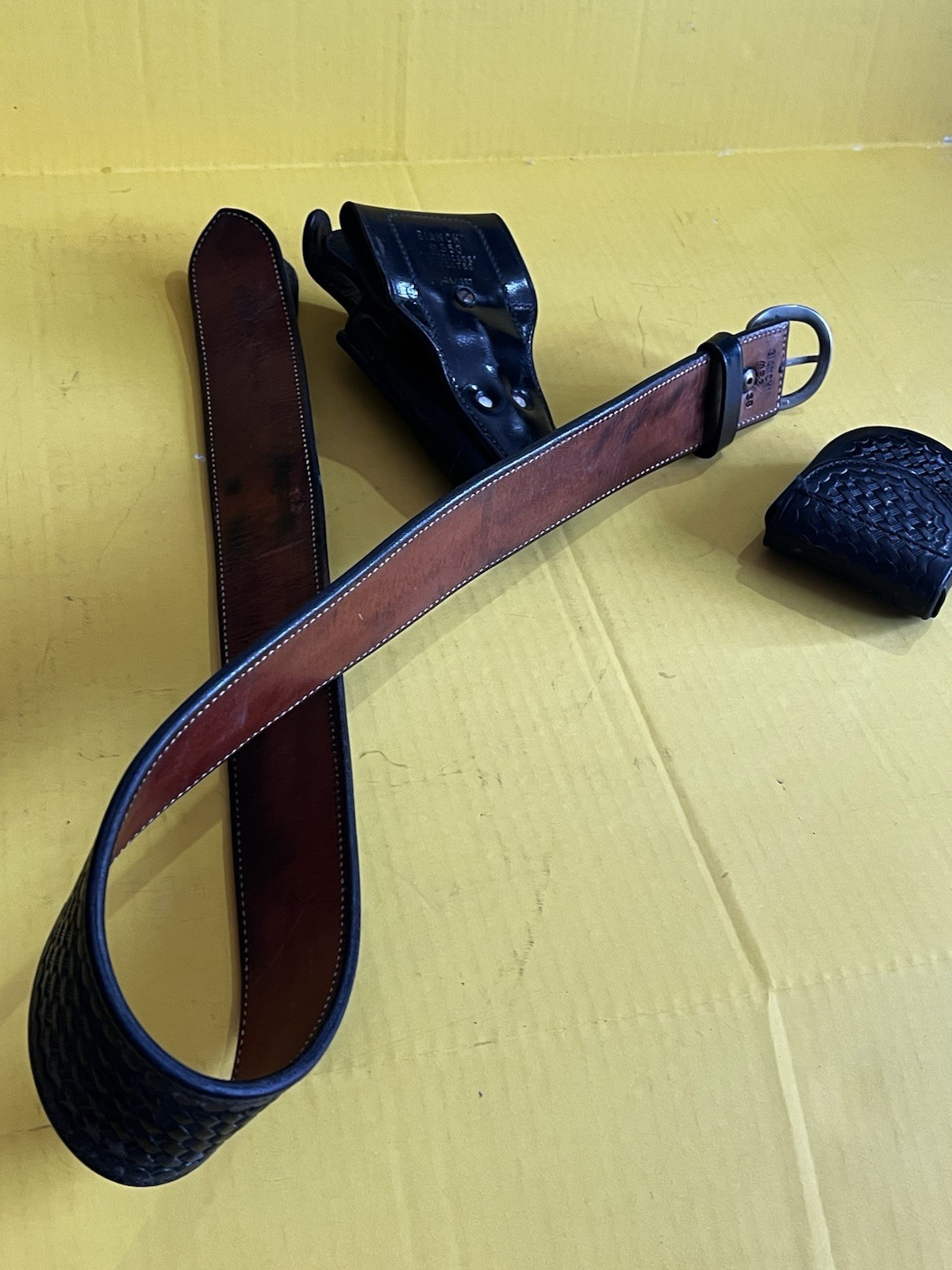 Bianchi #350 Basket Weave Holster, Leather Belt Size 38, Safariland Handcuff