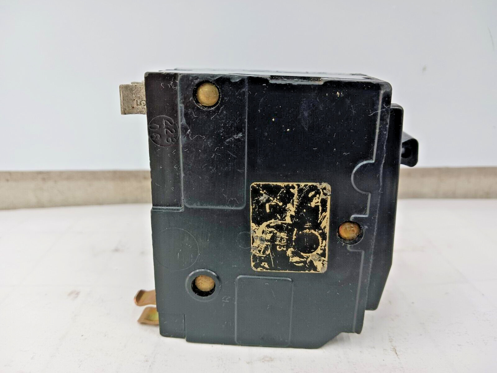 SQUARE D 30 AMP CIRCUIT BREAKER 2 POLE 120/240 VAC QO230