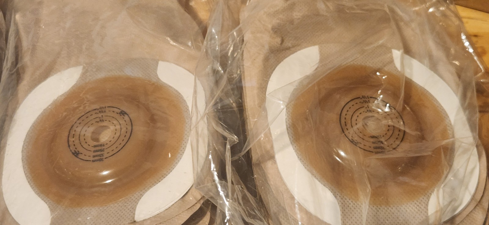 50 Hollister 8678 loose Pouches