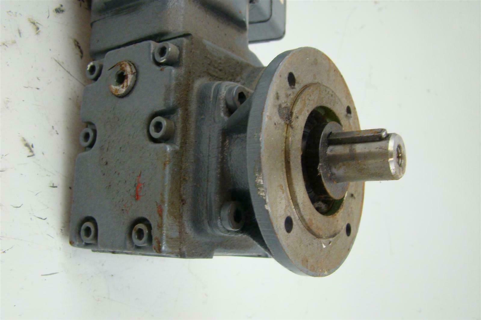 Flender Gear Motor 1660 RPM 50Hz, CF10-G56S4