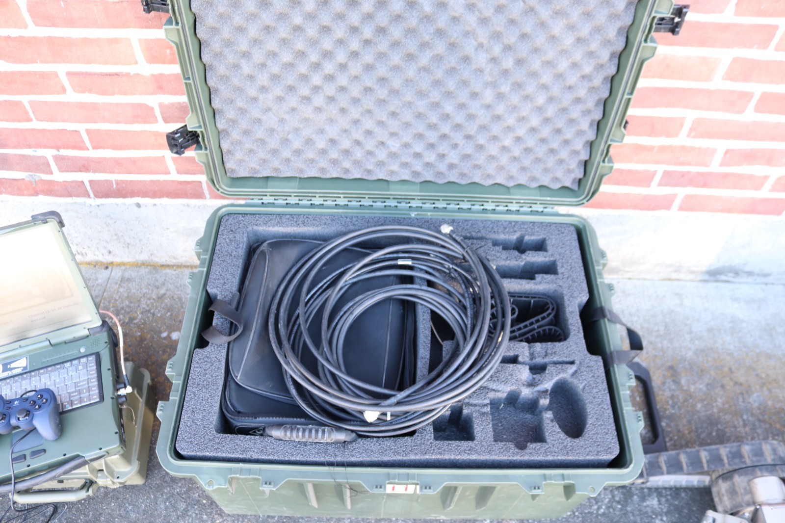iRobot PackBot 510 Tactical Robot Surveillance Defense Hazmat FLIR