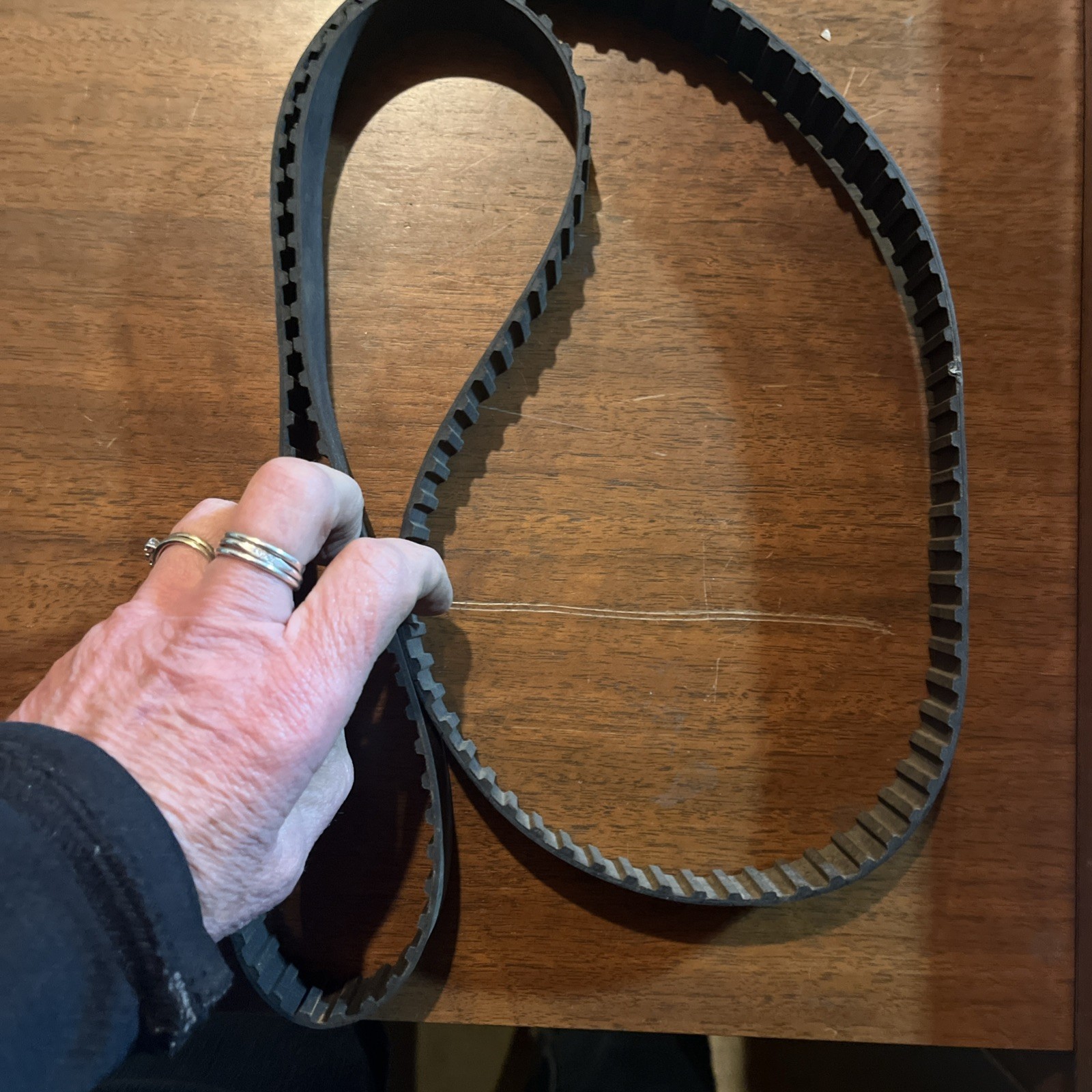 540L100 Timing Belts Multiple Brands