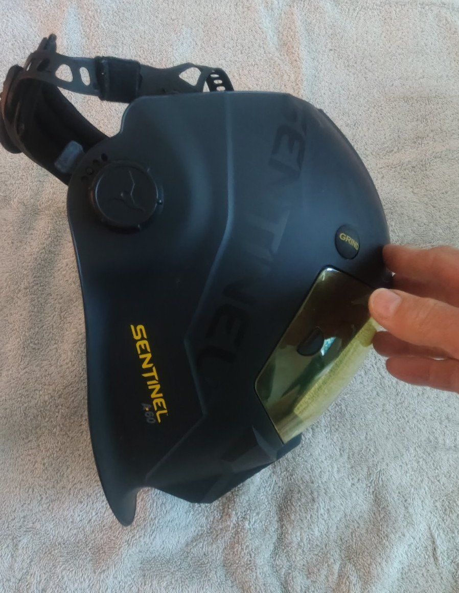 ESAB Sentinel A60 welding helmet, gloves,arm protectors, visiors & carry bag