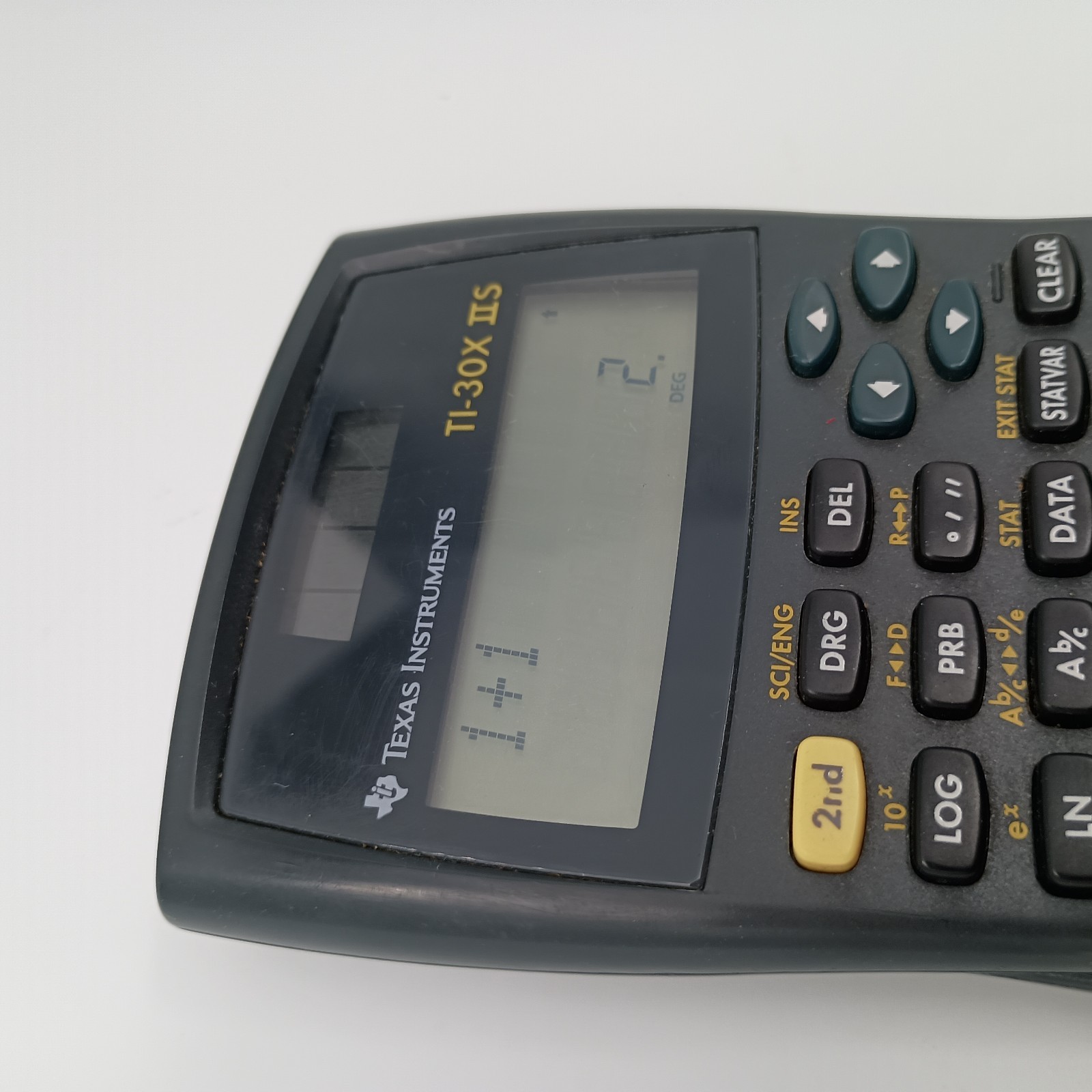 Texas Instruments TI-30XIIS Scientific Calculator – Working