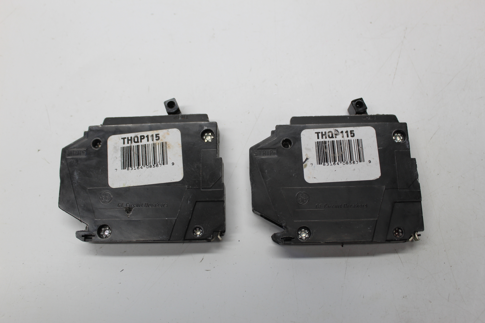 GENERAL ELECTRIC THQP115 BREAKER 1POLE 15AMP LOT OF 2 NSNP