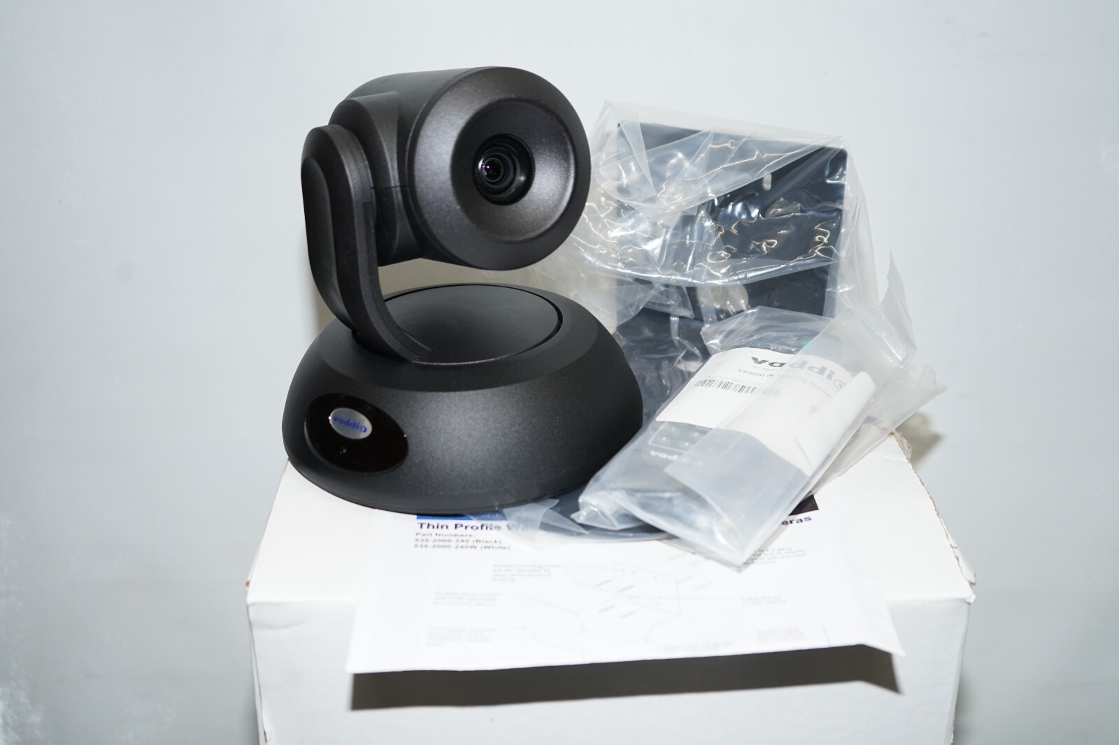 ^ Vaddio 999-99630 RoboSHOT 30E HDBT OneLINK Bridge System #X4580