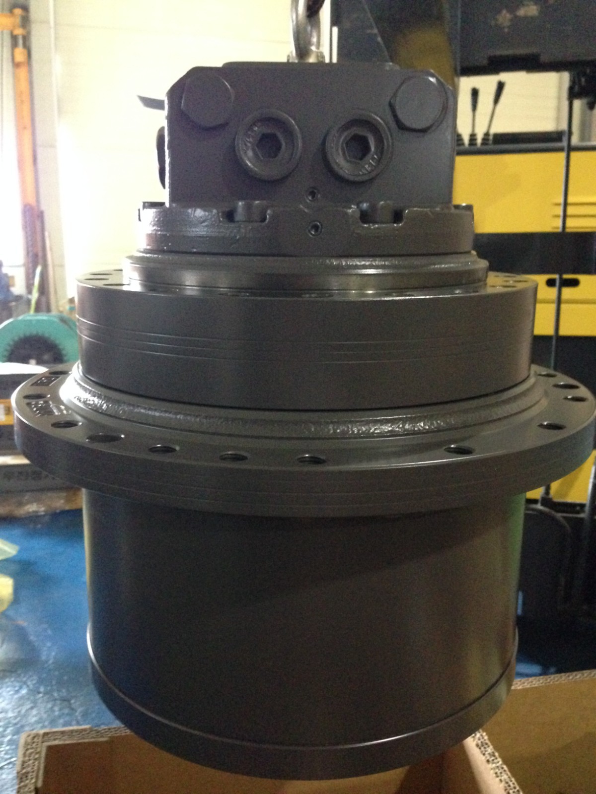 Genuine OEM Volvo Drive Unit Travel EC140C EC140B 14673444 14709897 14560145
