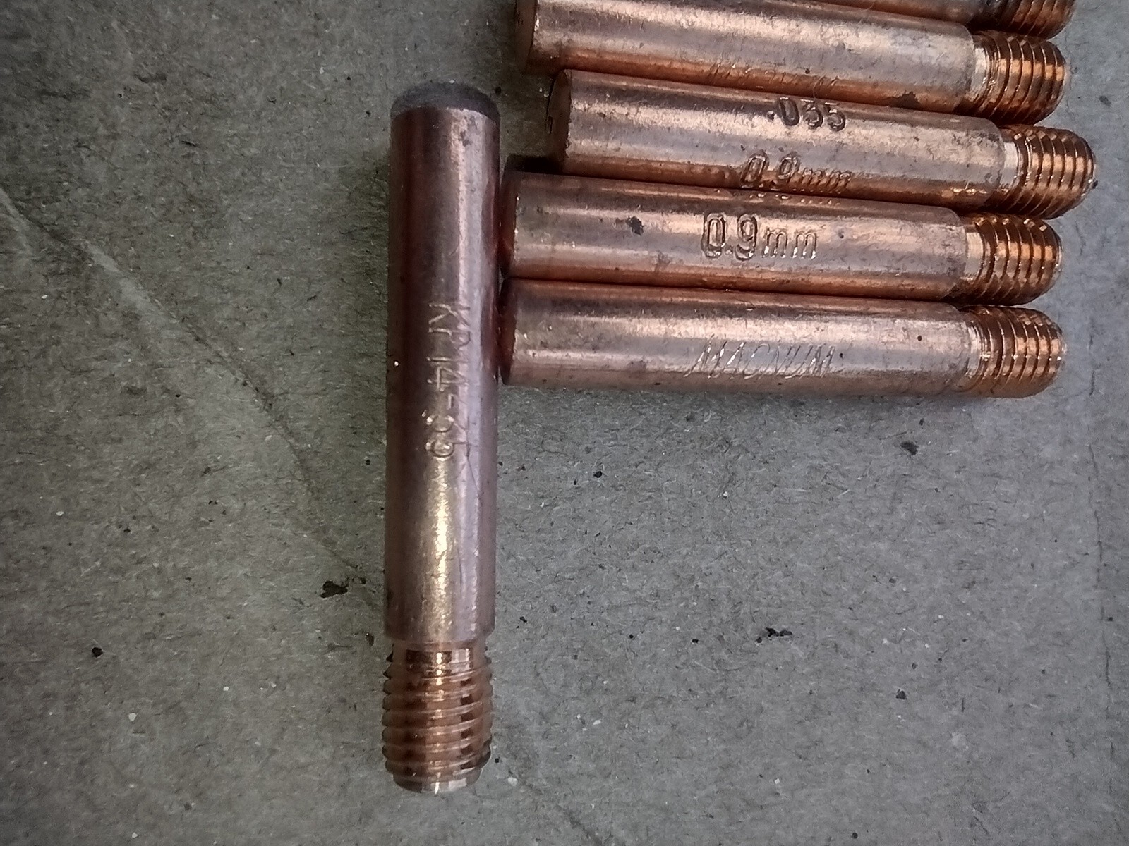 Genuine Lincoln Electric KP14-35 Standard Copper Contact Tip 0.035″ Size 9 Piece