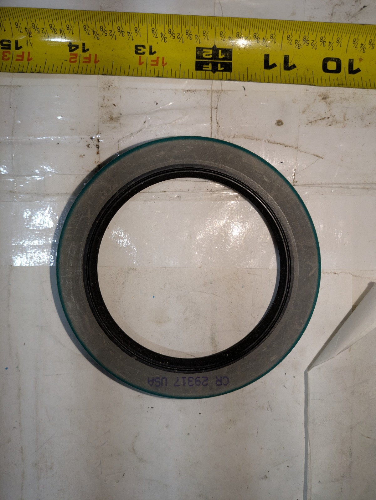 Chicago Rawhide 29317 Radial Shaft Seal 2.938in ID 3.750in OD 0.375in W