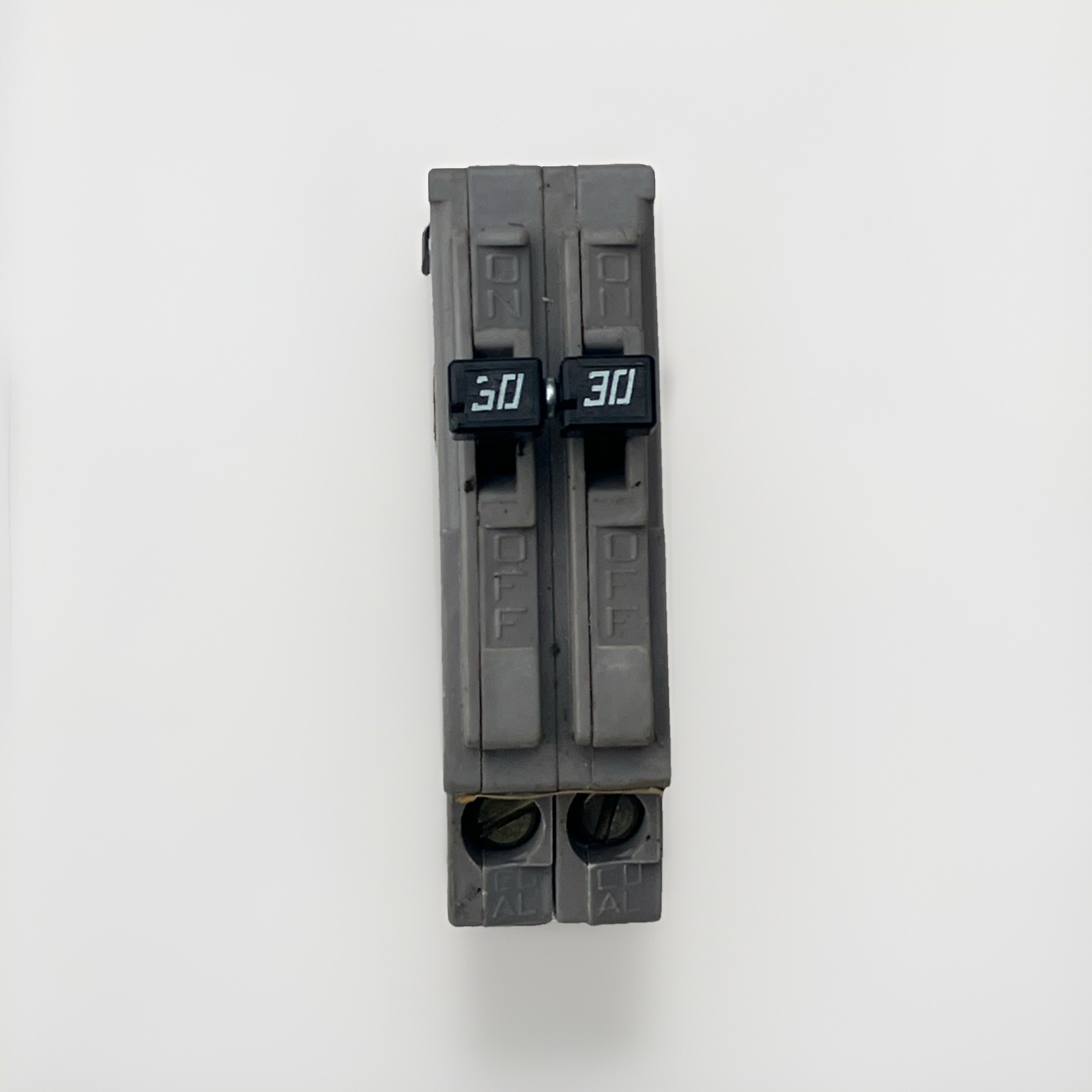 A230 30A 2 POLE SYLVANIA Challenger CIRCUIT BREAKER A 120/240 VAC Side Mount