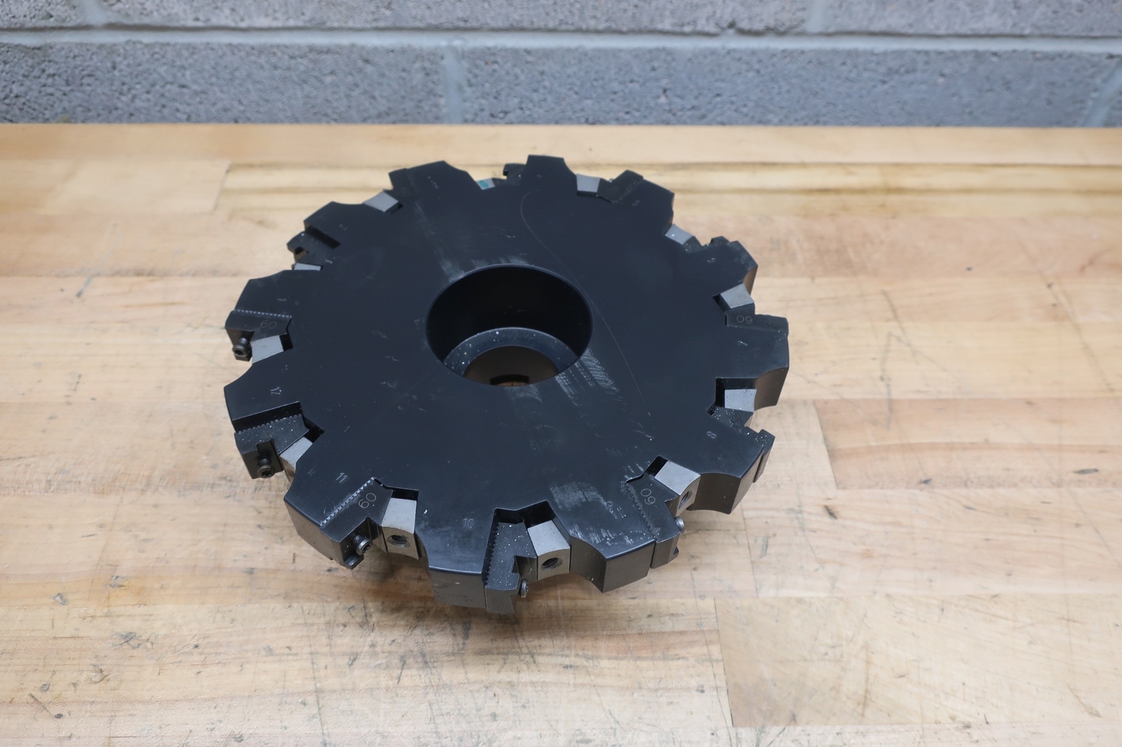 Sandvik R331.32-203R38RM0 925 | 8″ CoroMill Indexable Face Mill | 1.5″ Pilot