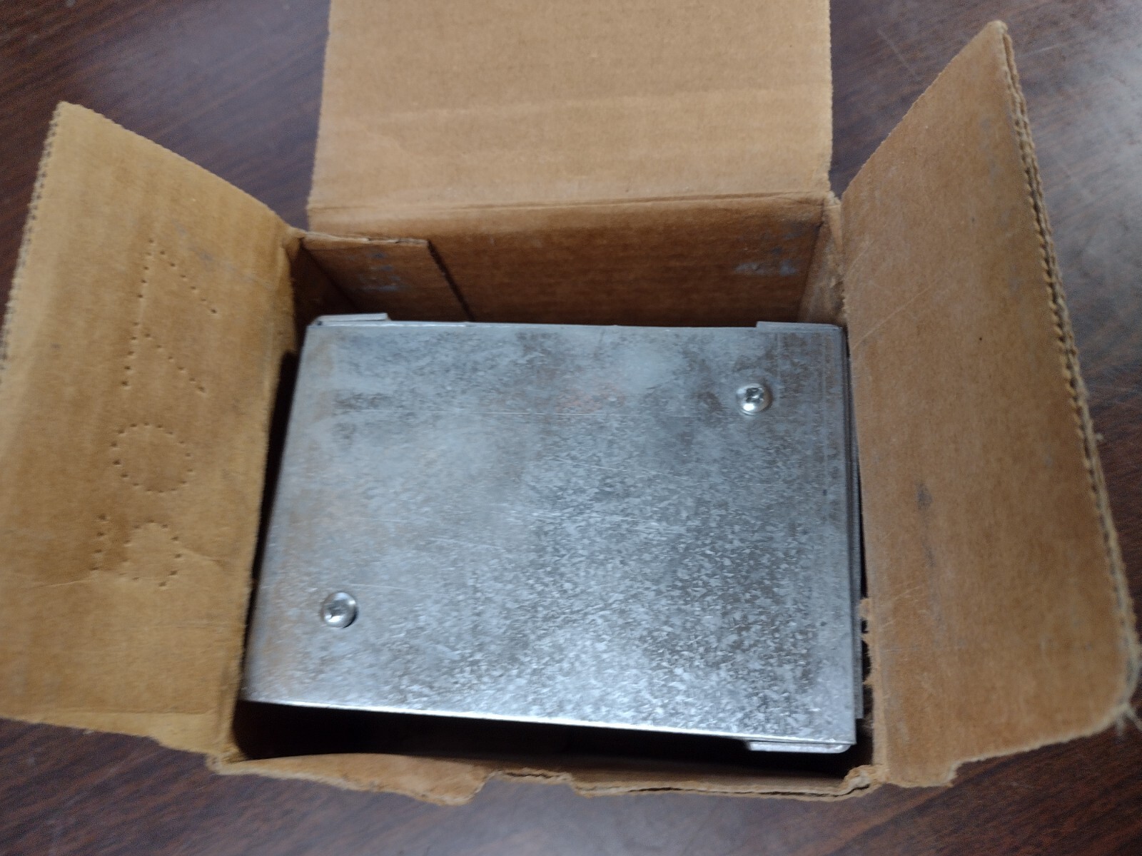 THOMAS & BETTS 61-W FLOOR BOX for wood floors SINGLE GANG STEEL NEW IN BOX