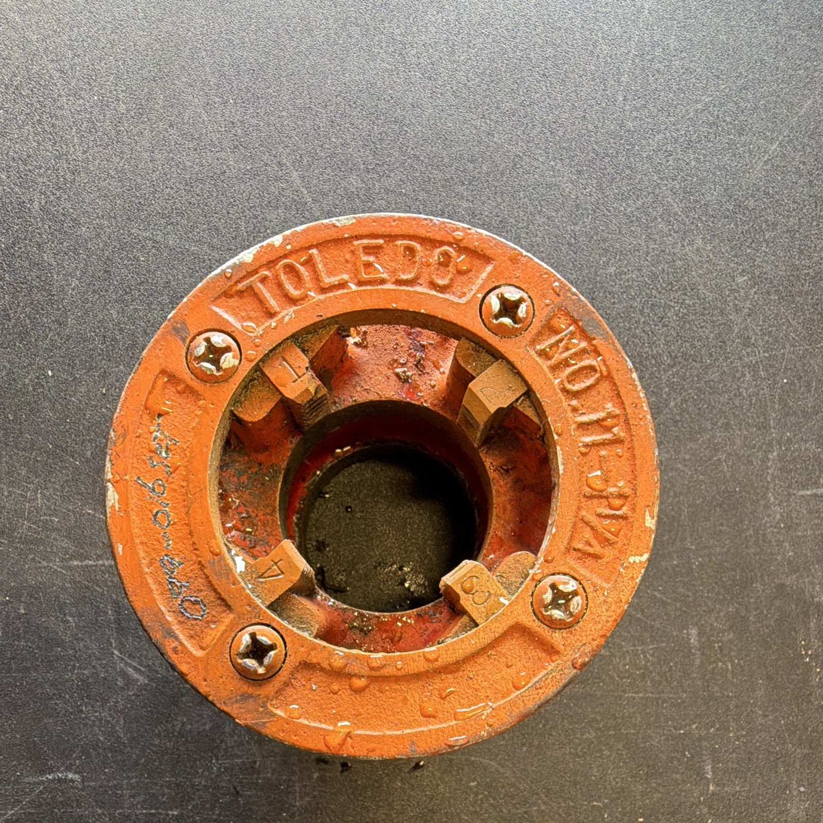 Toledo No. 11 Die Head Pipe Threader w/ Pipe Die 3/4 in NPT RH