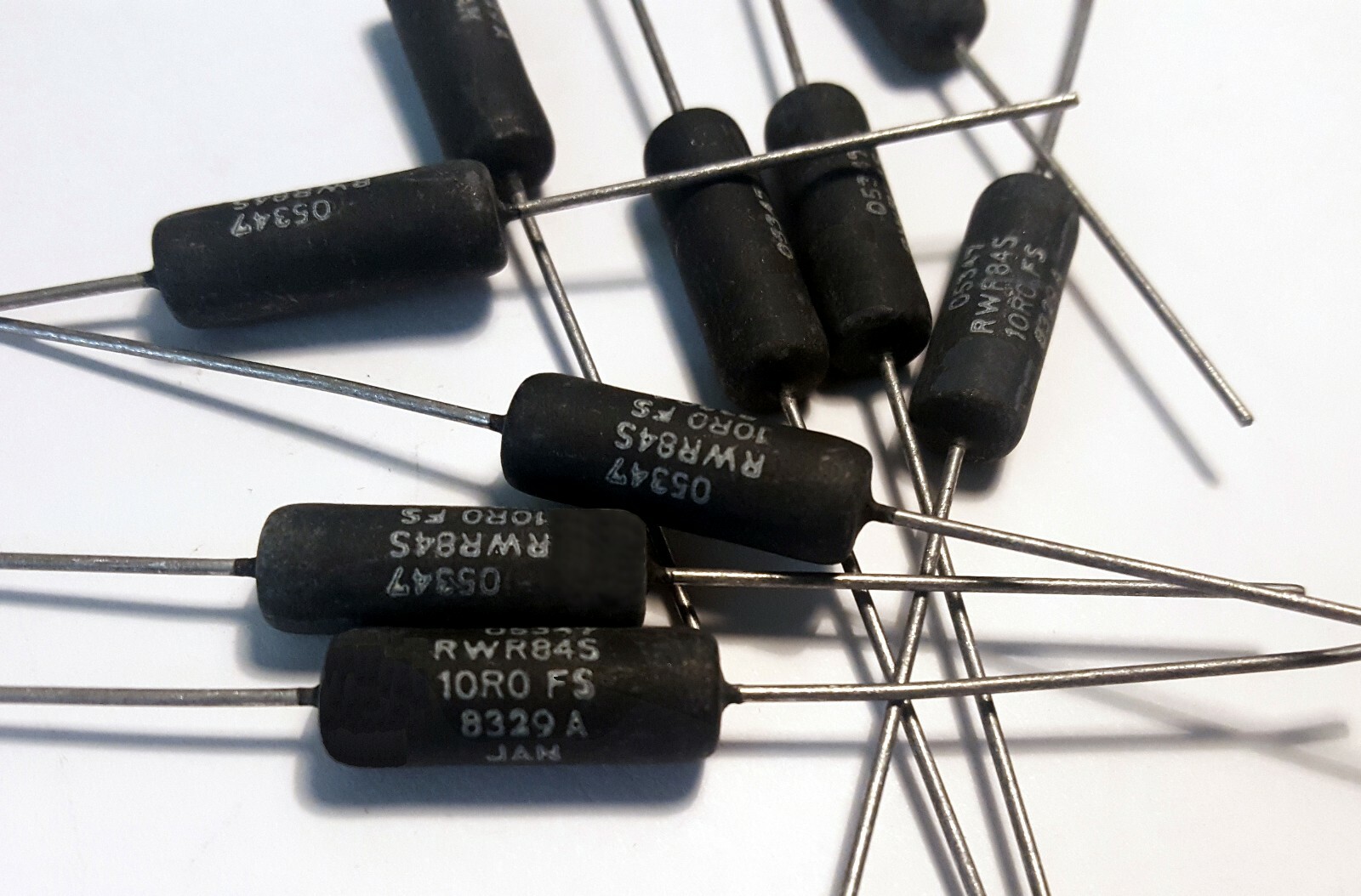 10 pcs Vishay RWR Series 10 Ohm 7W 1% Mil-Spec Wire-Wound Resistor – USA SHIP