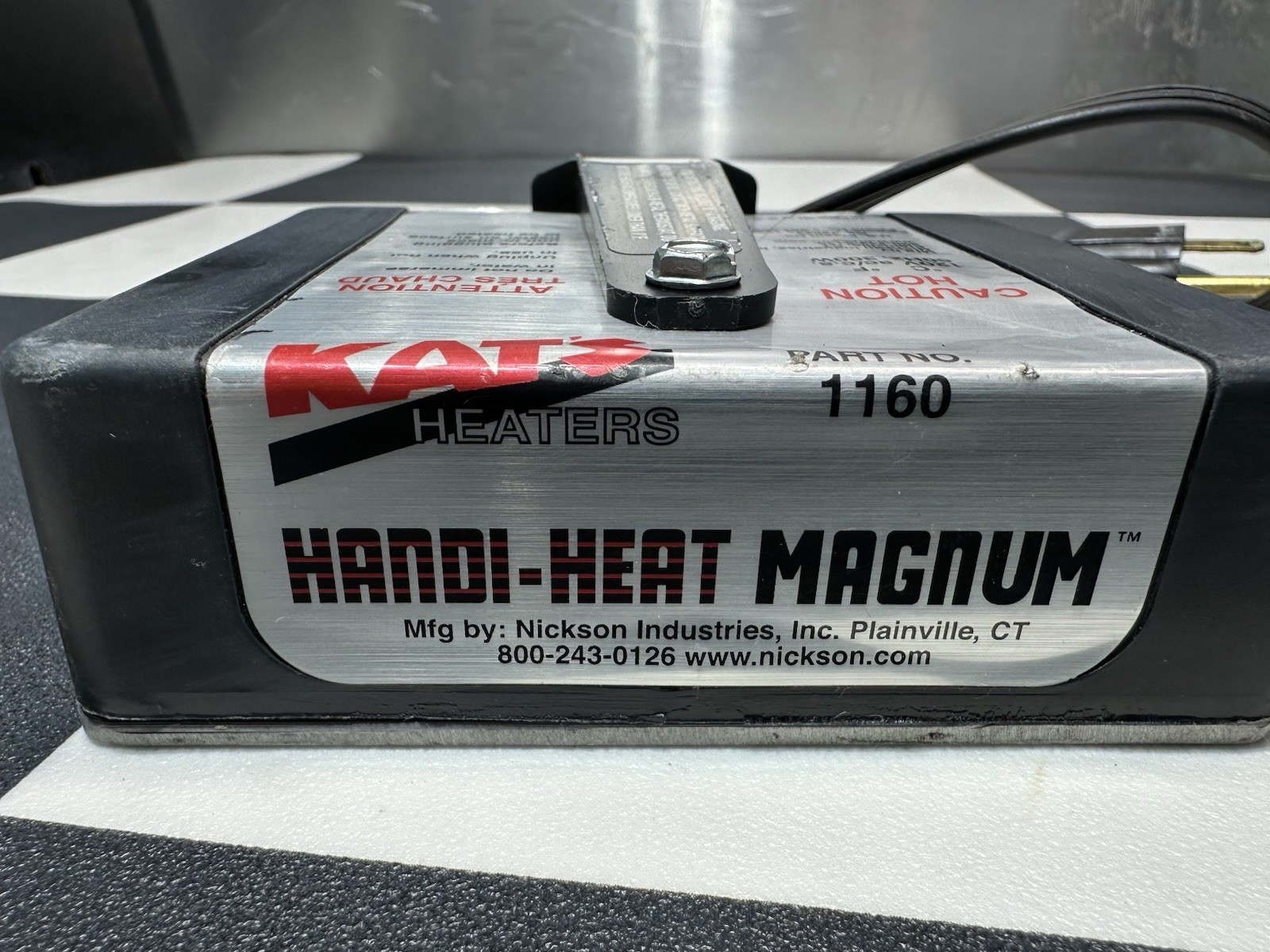 Kat’s Handi-Heat Magnum Magnetic Heater 3″ x 5″ 300 Watt 120V PART 1160