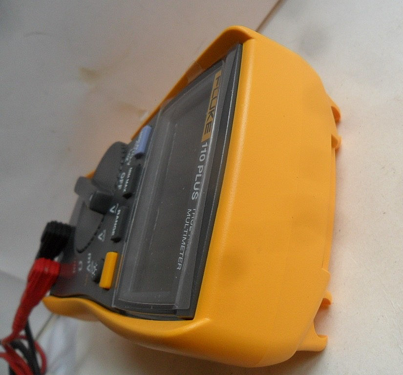 Super Clean Fluke 110 Plus TRMS Handheld Meter w/ Leads Multimeter Works