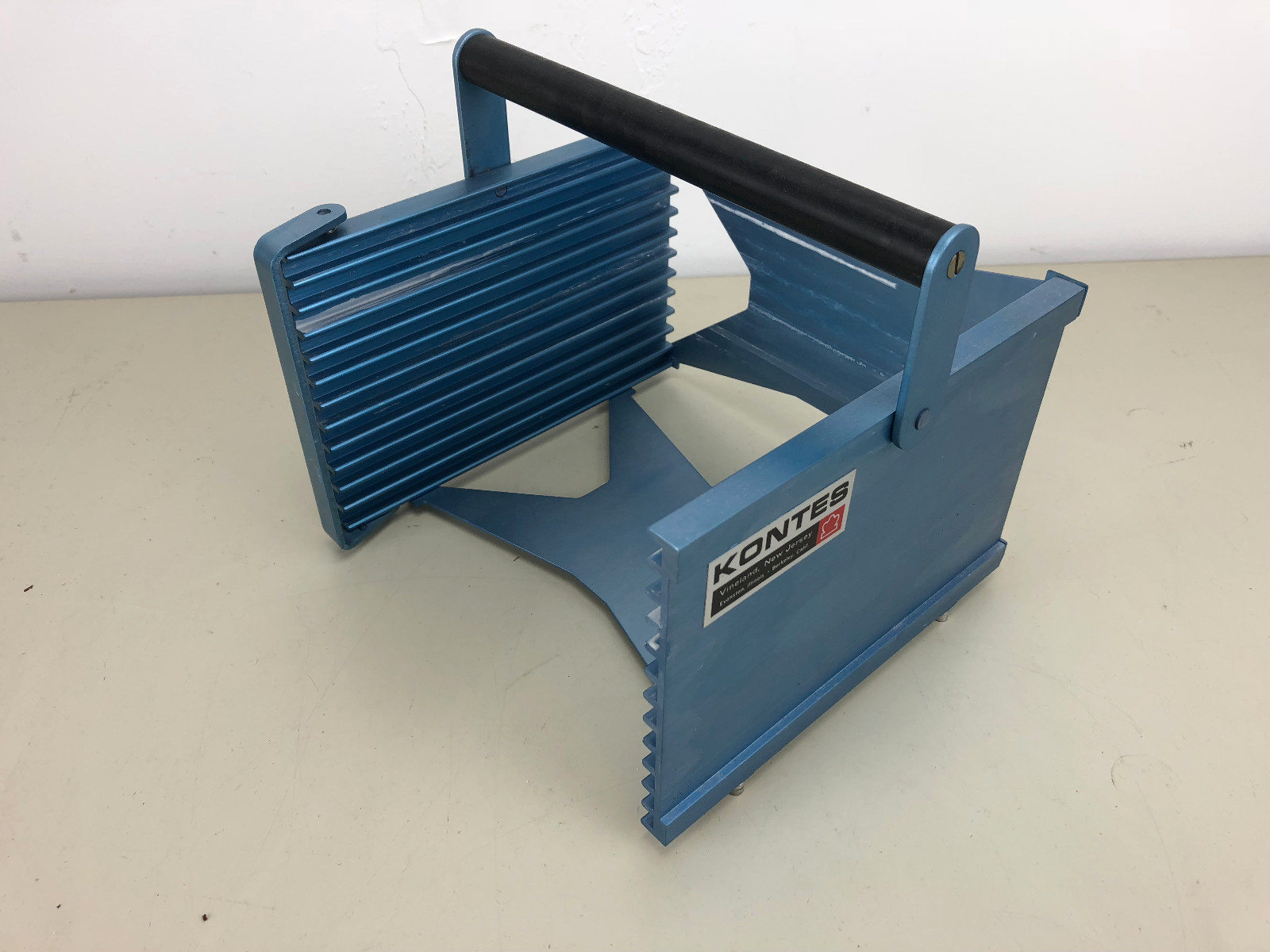 Kontes Anodized Aluminium Plate Carrier