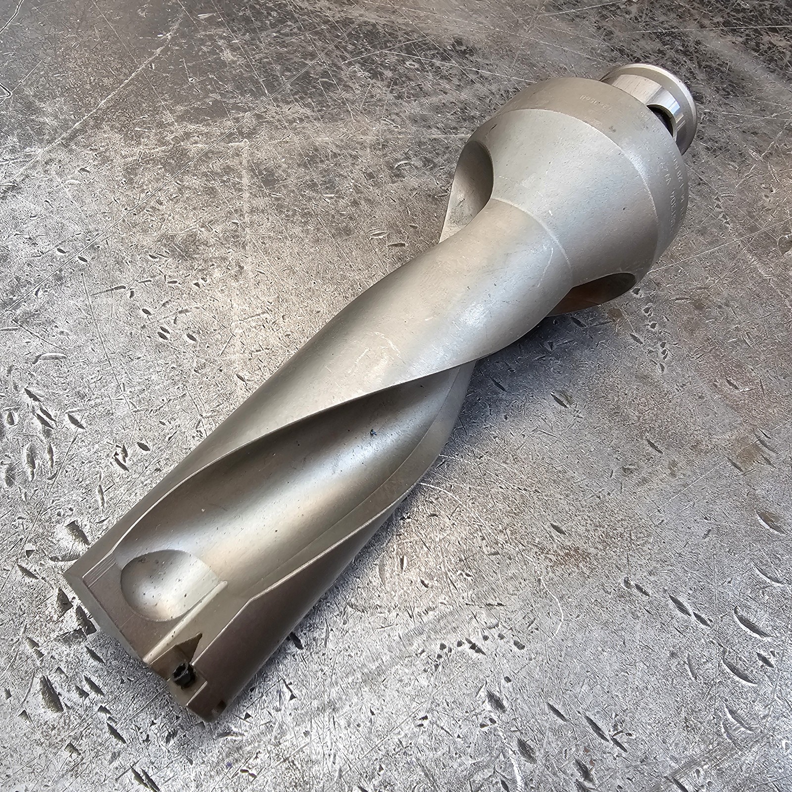 Komet 1.339″ 34mm Ø Carbide Insert Drill ABS 50 Shank 4.016″ DOC V3073401