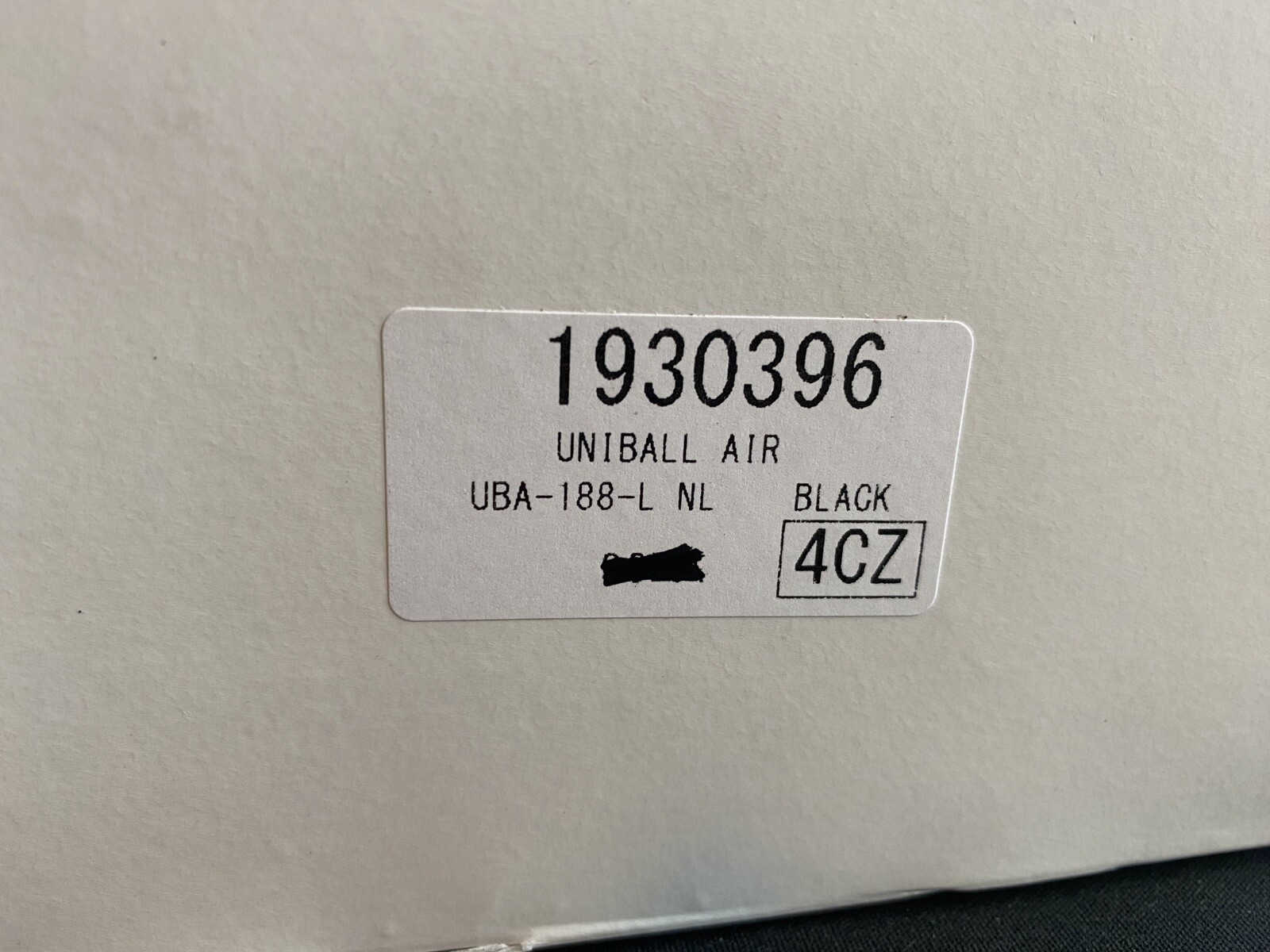 Lot of 12, Uniball Air Roller Ball Black Ink Pen 0.7 Medium UBA-188-L, USA SHIP
