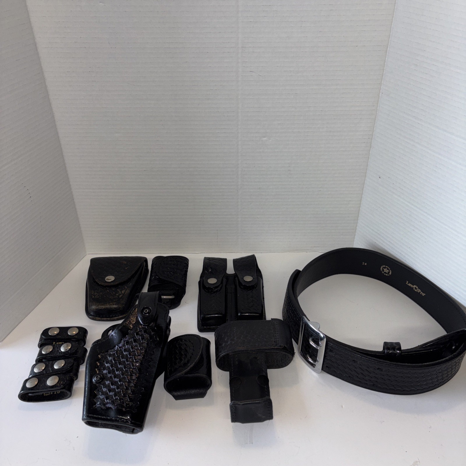 Police Gear – Belt, Cuff Cases, Holster, Radio Holster, Mag Carrier, Law Pro😎