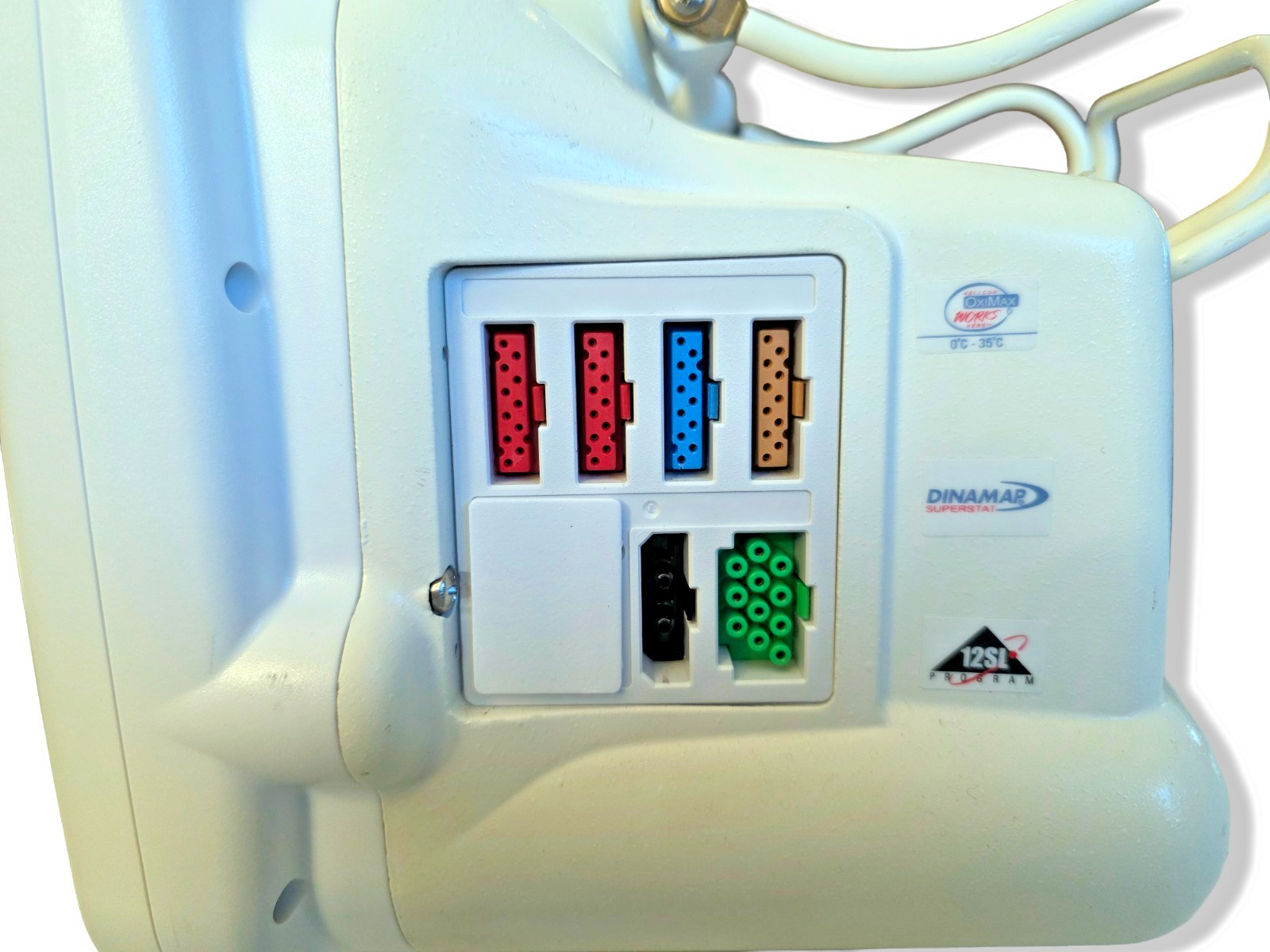 GE Dash 4000 Patient Monitor Vital Signs Hospital Display Powers On w/ Cord