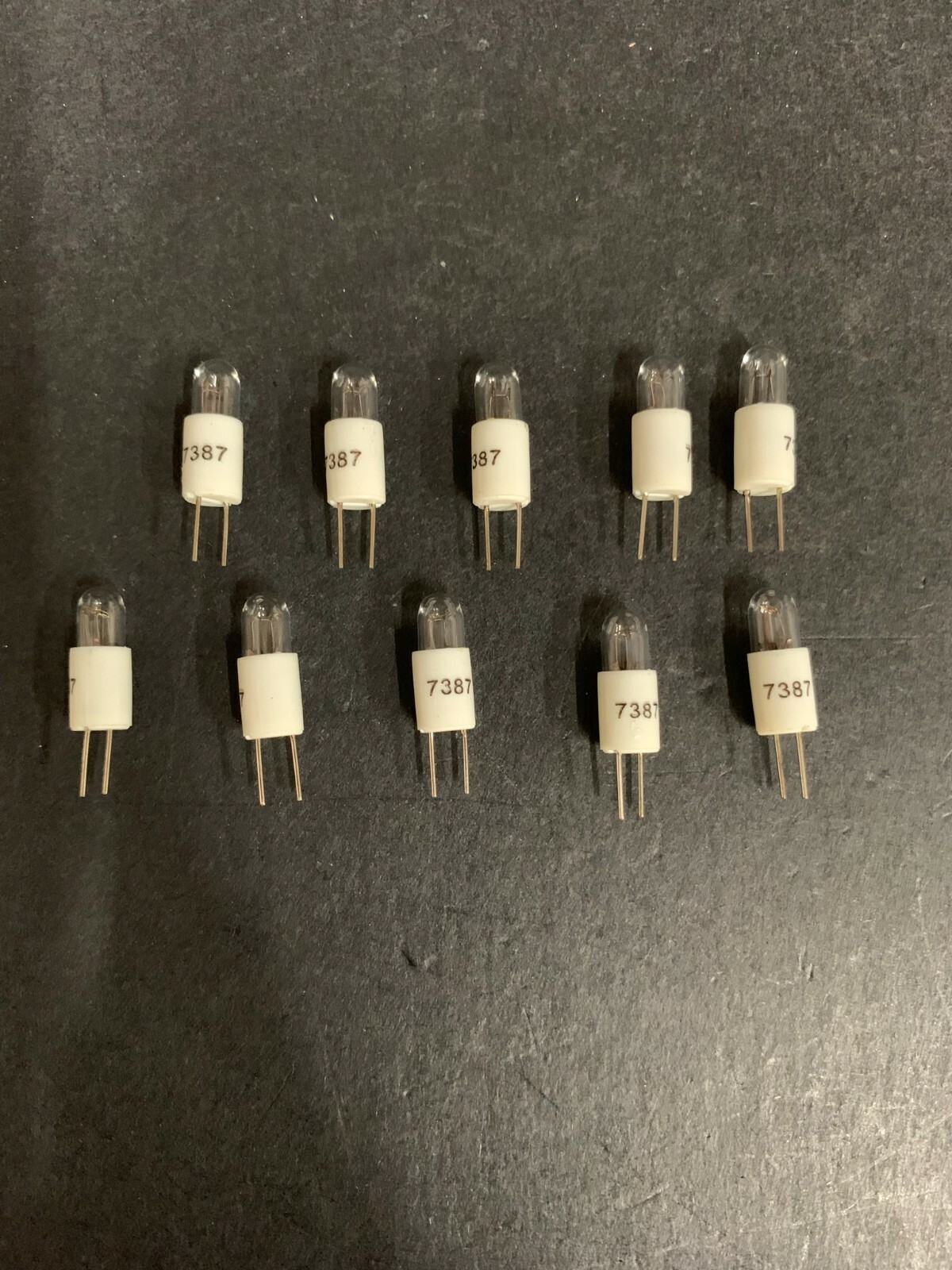 7387 Lamp – Bag of 10 – NEW