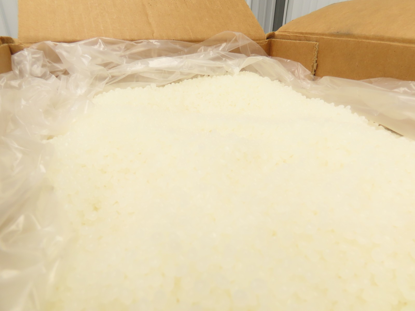 Henkel 8990 Technomelt Hot Melt Adhesive Glue 30lbs Carton BB 3/9/2026