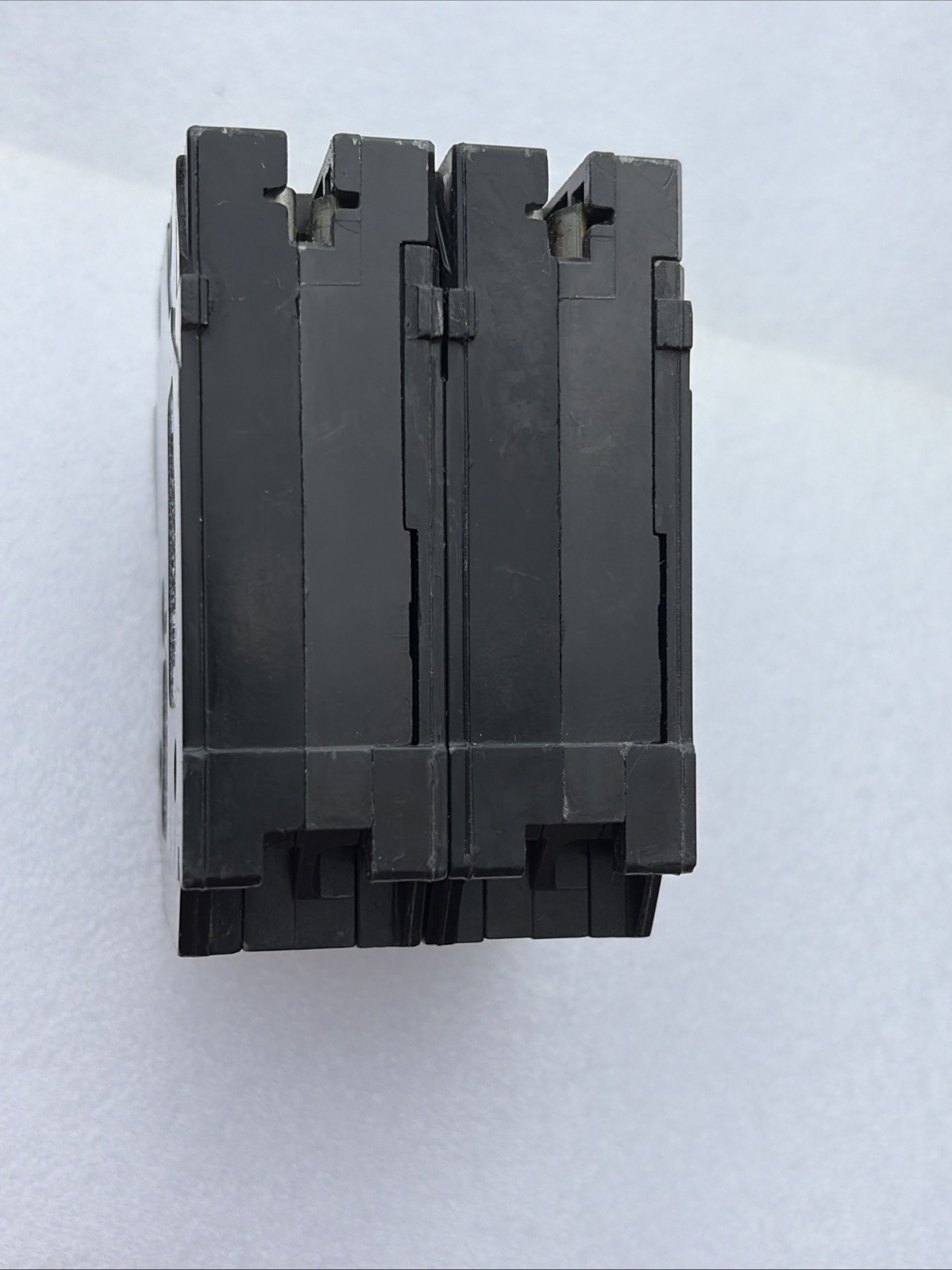Eaton (Bryant) BQ220-250 BD220250 4-Pole (2P 50A & 2P 20A) BARD Quad Breaker