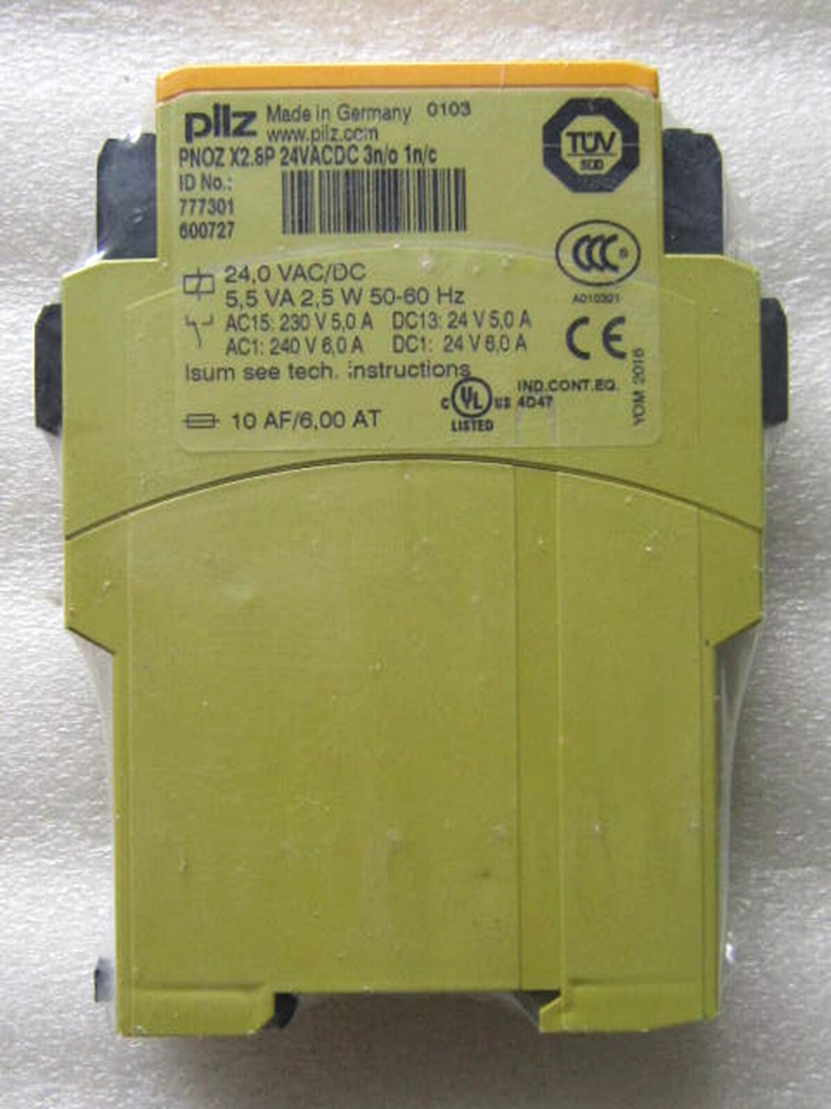 NEW PILZ PNOZ X2.8P 24VACDC 777301 Safety Relay
