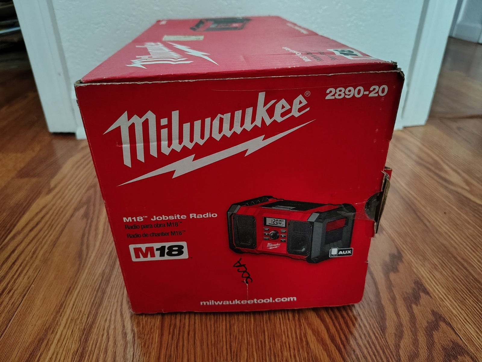 New Milwaukee 2952-20 18V Lithium-Ion Cordless Bluetooth Jobsite Radio GENUINE