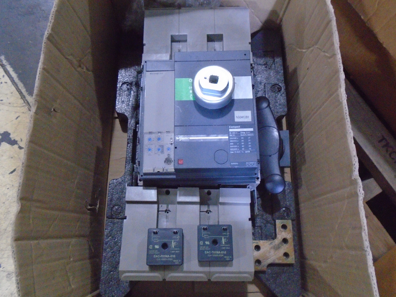 SCHNEIDER ELECTRIC NS1600N-3P-MAN MICROLOGIC 5.0 CIRCUIT BREAKER
