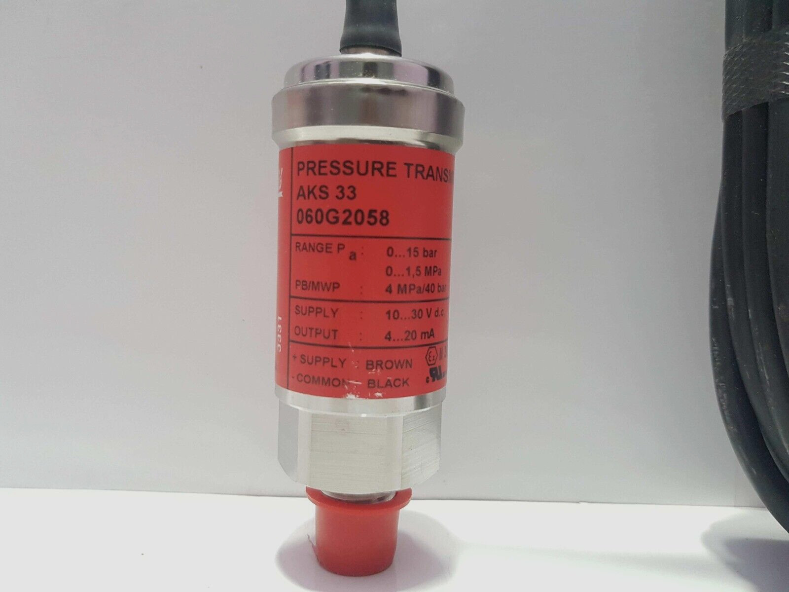 DANFOSS AKS 33 060G2058 PRESSURE TRANSMITTER