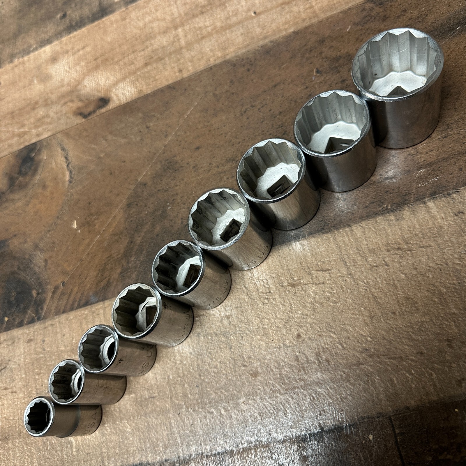 USA 1/2″ Dr 12pt Socket Set 1/2, 5/8, 11/16, 13/16, 7/8, 1, 1-1/16, 1-1/8, 1-1/4
