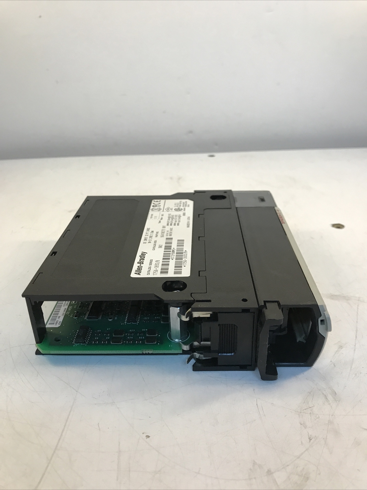 Allen Bradley 1756-IB32/A SER A REV K02 Module tested working